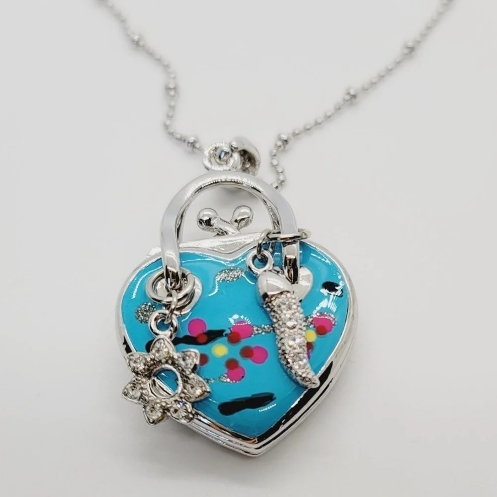 NWOT Heart Purse Shape Pendant Silver Rhodium Necklace - Picture 2 of 6